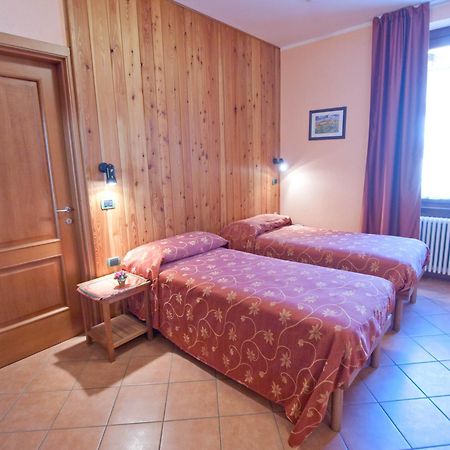 Residence Hotel Moderno Gaby Eksteriør bilde